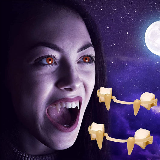 Dents de vampire blanches pour décoration d'Halloween.