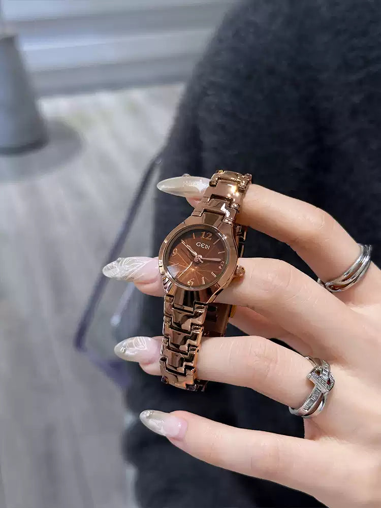 Montre à quartz décontractée pour femmes, petite montre tendance de haute qualité, étanche